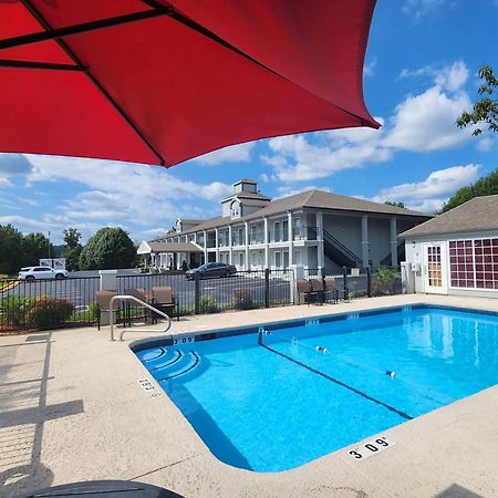 Surestay Plus Hotel By Best Western Asheboro Exterior photo