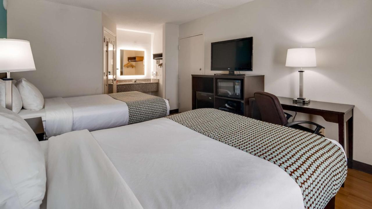 Surestay Plus Hotel By Best Western Asheboro Exterior photo