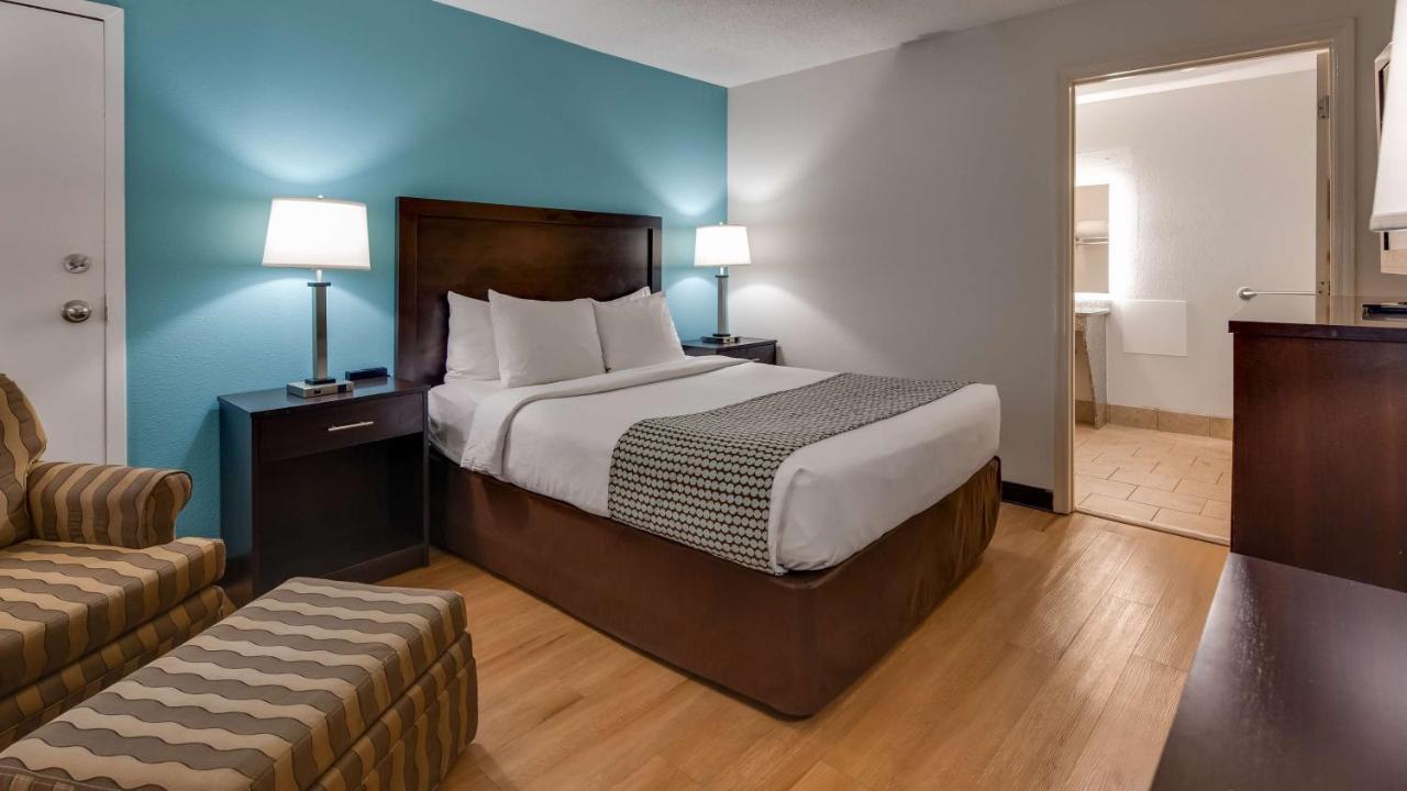 Surestay Plus Hotel By Best Western Asheboro Exterior photo