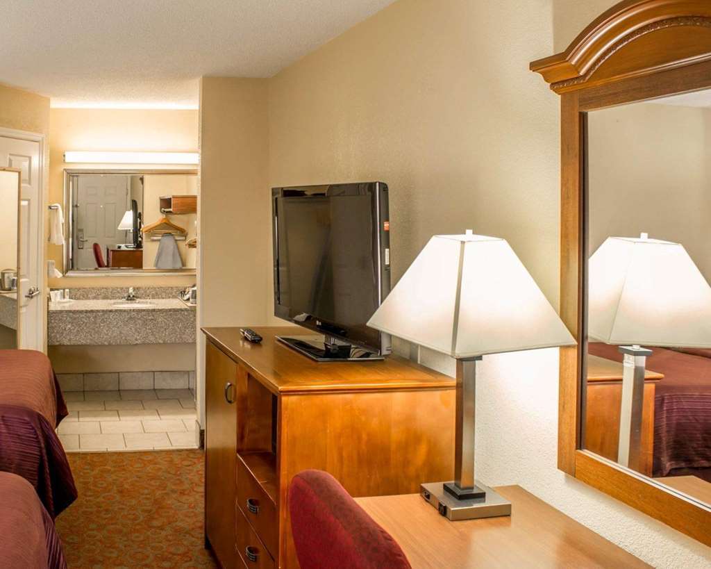 Surestay Plus Hotel By Best Western Asheboro Room photo