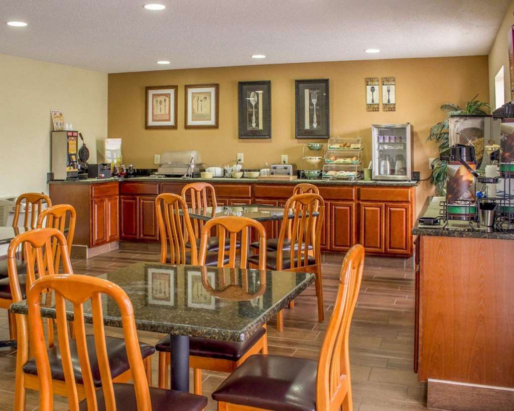Surestay Plus Hotel By Best Western Asheboro Restaurant photo