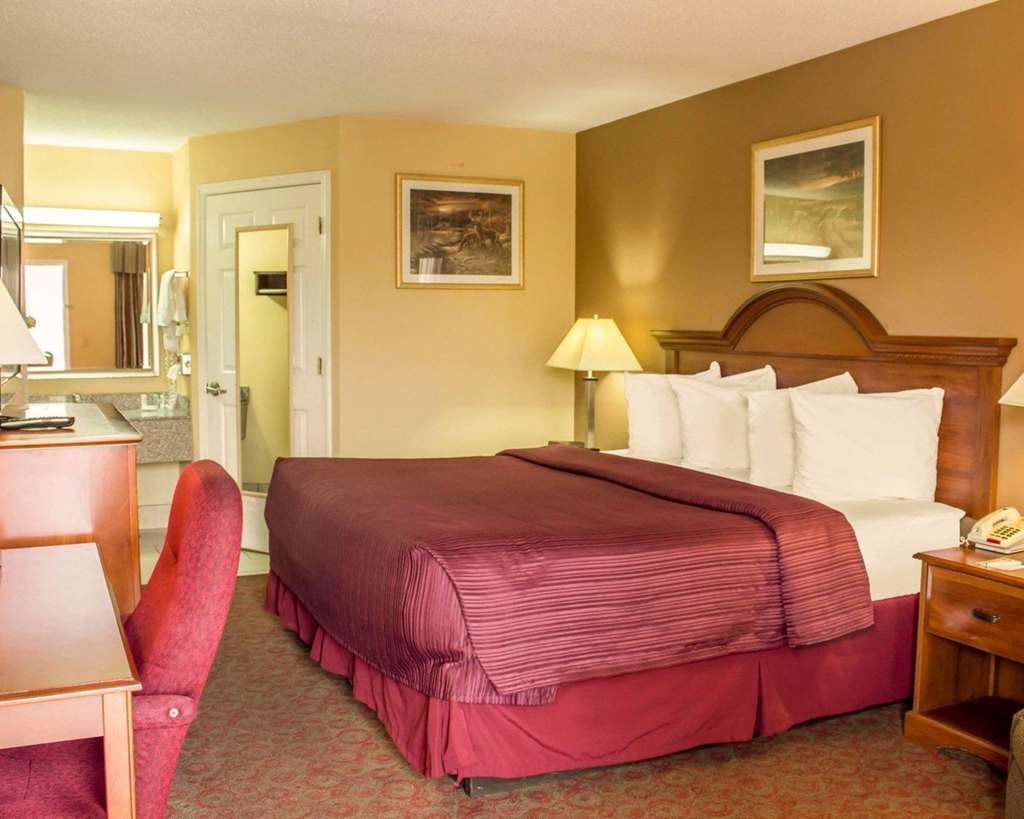Surestay Plus Hotel By Best Western Asheboro Room photo